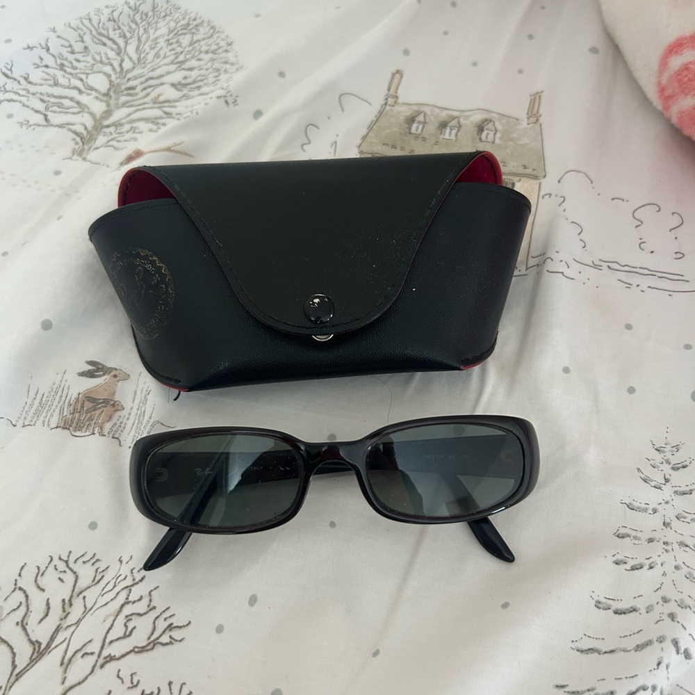 Ray-Ban Sun Glasses
